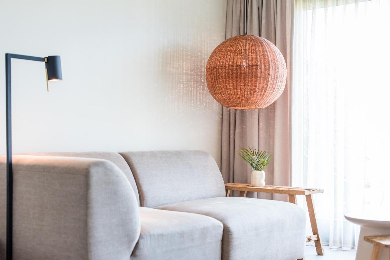 Van Heeckeren Apartments & Suites Nes 네스 외부 사진