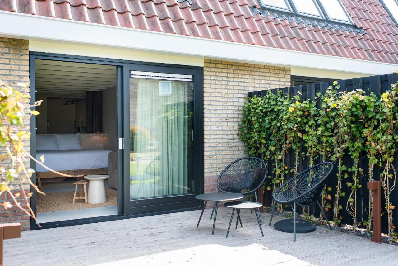 Van Heeckeren Apartments & Suites Nes 네스 외부 사진